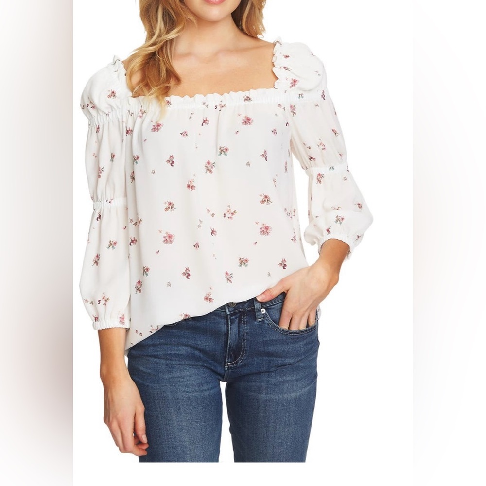 CeCe long sleeve square neck floral top size medium